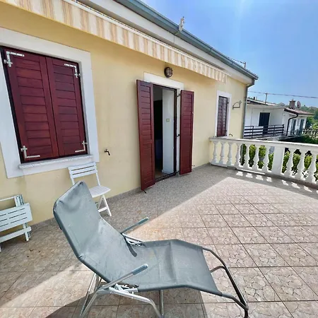 In Croatia Near The Adriatic Coast Casa vacanze